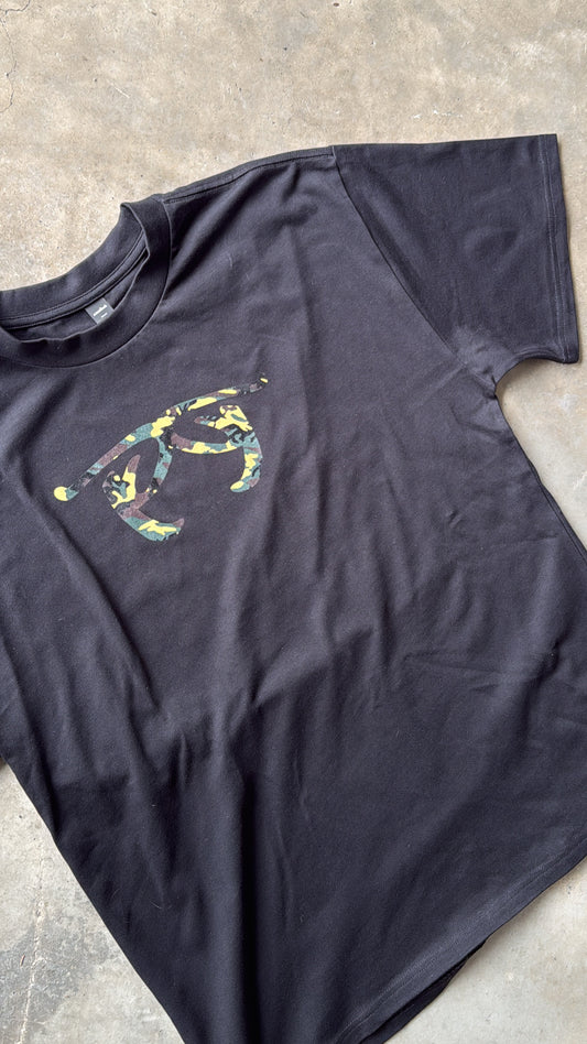 ARMY CAMO LOGO TEE